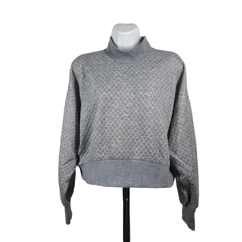 SOCIALITE MOCK NECK QUILTED TOP